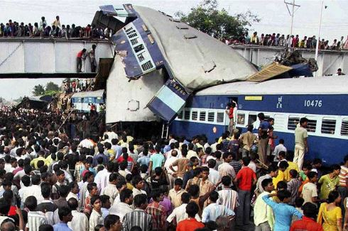  15,000 People Die Every Year Because of Indian Railways Inefficiency
