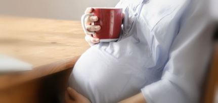  DO I NEED TO QUIT CAFFEINATED BEVERAGES DURING PREGNANCY?