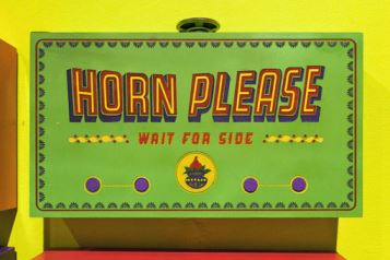  HORN PLEASE? YES PLEASE!