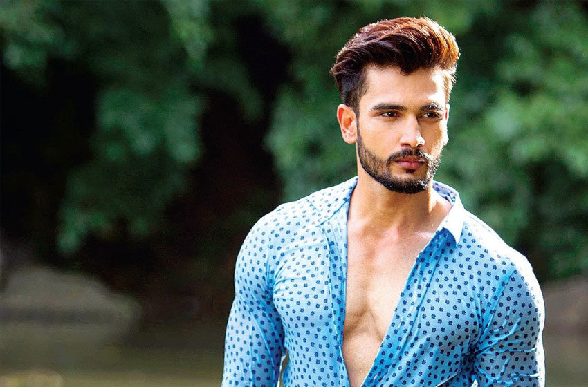  5 FACTS YOU SHOULD KNOW ABOUT ROHIT KHANDELWAL
