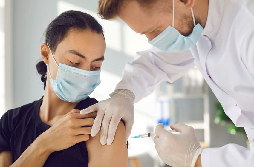  Why does your arm hurt after getting a Covid Vaccine