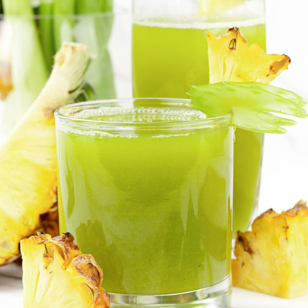 Sweet lime, pineapple and green apple