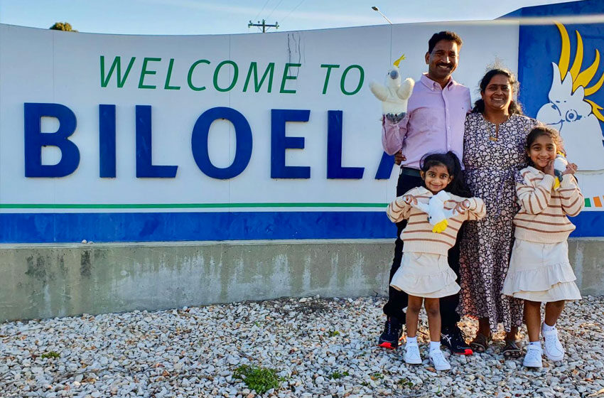  An Indian migrant family return to Biloela after four years of detention
