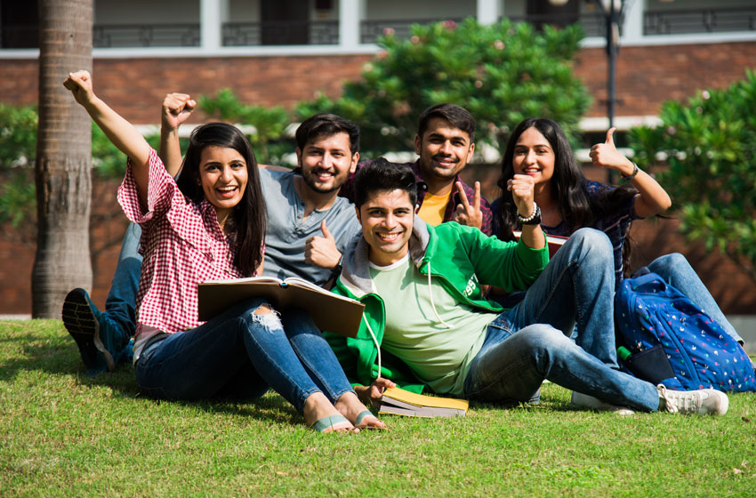  The New Visa rule will let Indian Students earn an income while pursuing their studies.
